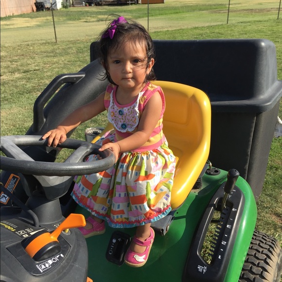 Meet your Posher, Miriam - Picture 2 of 3